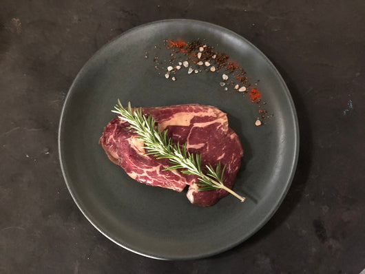 Hohrückensteak alte fette Kuh, Txogitxu, Dry Aged, Black Angus